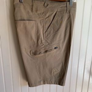 Gerry Men’s Khaki Cargo Pants.